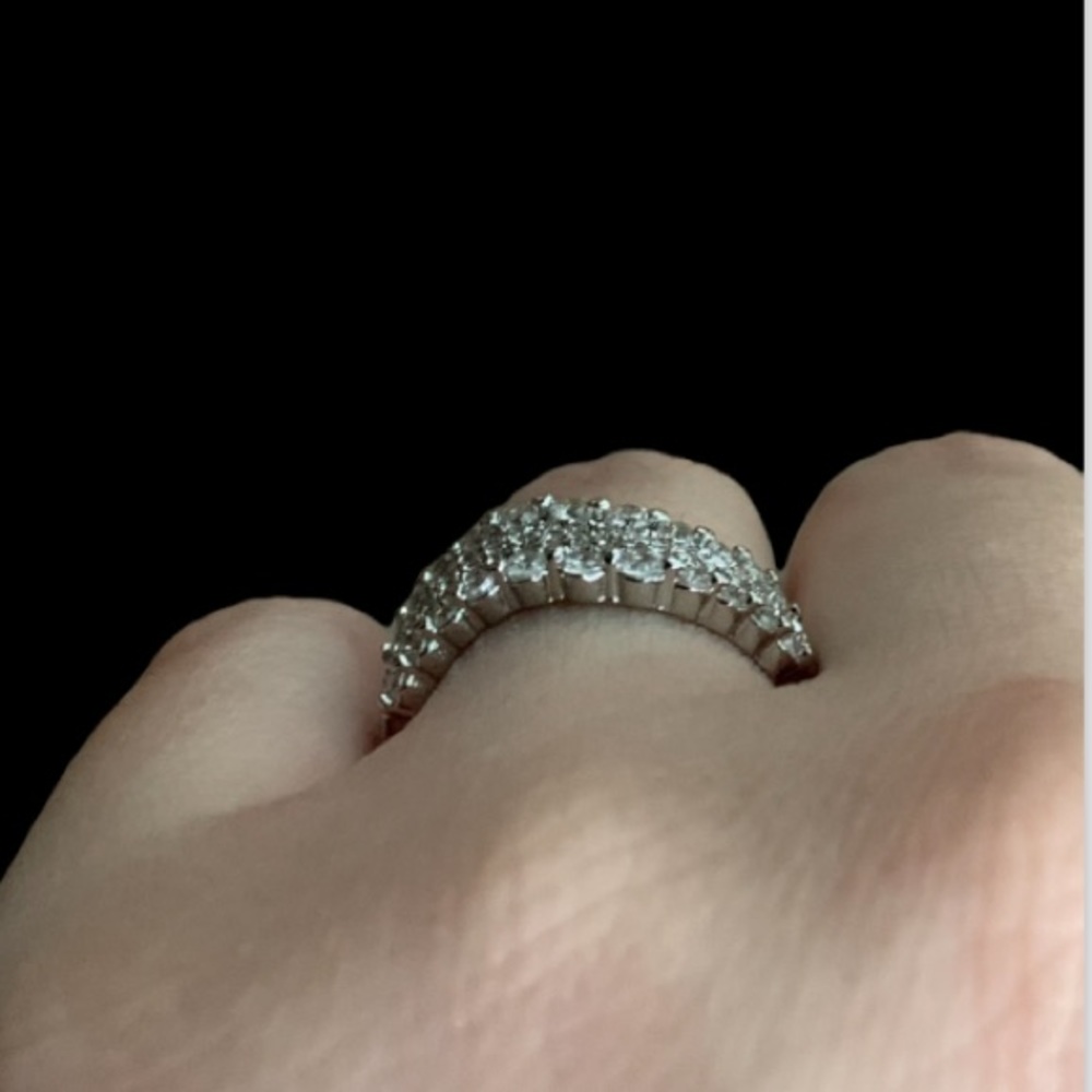 STERLING SILVER DIAMOND RING - Picture 8 of 10
